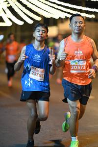BIB: 20573, 23397
                            <button type="button" onclick="openModal(15548492)" class="btn btn-primary btn-sm float-right btn-popup" data-toggle="modal" data-target=".modal-high-quality">
                        <i class="fas fa-shopping-cart"></i> Add to Cart
                    </button>
                                            <button type="button" onclick="isThisMe(15548492, true)" class="btn btn-success btn-sm float-right btn-popup btn-isme hidden" data-toggle="tooltip" data-placement="bottom" title="นี่คือรูปของคุณใช่ไหม คลิกที่นี่เพื่อเอาเข้าอัลบั้ม">
                        <i class="fas fa-plus"></i> Add to album
                    </button>
                    <button type="button" onclick="isThisMe(15548492, false)" class="btn btn-warning btn-sm float-right btn-popup btn-isnotme hidden">
                        <i class="fas fa-ban"></i> Remove from album
                    </button>