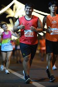 BIB: 5672, 668, 43352
                            <button type="button" onclick="openModal(14170194)" class="btn btn-primary btn-sm float-right btn-popup" data-toggle="modal" data-target=".modal-high-quality">
                        <i class="fas fa-shopping-cart"></i> Add to Cart
                    </button>
                                            <button type="button" onclick="isThisMe(14170194, true)" class="btn btn-success btn-sm float-right btn-popup btn-isme hidden" data-toggle="tooltip" data-placement="bottom" title="นี่คือรูปของคุณใช่ไหม คลิกที่นี่เพื่อเอาเข้าอัลบั้ม">
                        <i class="fas fa-plus"></i> Add to album
                    </button>
                    <button type="button" onclick="isThisMe(14170194, false)" class="btn btn-warning btn-sm float-right btn-popup btn-isnotme hidden">
                        <i class="fas fa-ban"></i> Remove from album
                    </button>