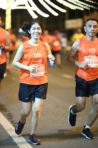 BIB: 5204, 909
                            <button type="button" onclick="openModal(15595513)" class="btn btn-primary btn-sm float-right btn-popup" data-toggle="modal" data-target=".modal-high-quality">
                        <i class="fas fa-shopping-cart"></i> Add to Cart
                    </button>
                                            <button type="button" onclick="isThisMe(15595513, true)" class="btn btn-success btn-sm float-right btn-popup btn-isme hidden" data-toggle="tooltip" data-placement="bottom" title="นี่คือรูปของคุณใช่ไหม คลิกที่นี่เพื่อเอาเข้าอัลบั้ม">
                        <i class="fas fa-plus"></i> Add to album
                    </button>
                    <button type="button" onclick="isThisMe(15595513, false)" class="btn btn-warning btn-sm float-right btn-popup btn-isnotme hidden">
                        <i class="fas fa-ban"></i> Remove from album
                    </button>