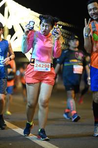 BIB: 24298
                            <button type="button" onclick="openModal(14209832)" class="btn btn-primary btn-sm float-right btn-popup" data-toggle="modal" data-target=".modal-high-quality">
                        <i class="fas fa-shopping-cart"></i> Add to Cart
                    </button>
                                            <button type="button" onclick="isThisMe(14209832, true)" class="btn btn-success btn-sm float-right btn-popup btn-isme hidden" data-toggle="tooltip" data-placement="bottom" title="นี่คือรูปของคุณใช่ไหม คลิกที่นี่เพื่อเอาเข้าอัลบั้ม">
                        <i class="fas fa-plus"></i> Add to album
                    </button>
                    <button type="button" onclick="isThisMe(14209832, false)" class="btn btn-warning btn-sm float-right btn-popup btn-isnotme hidden">
                        <i class="fas fa-ban"></i> Remove from album
                    </button>