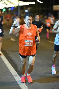 BIB: 202, 21682
                            <button type="button" onclick="openModal(15485987)" class="btn btn-primary btn-sm float-right btn-popup" data-toggle="modal" data-target=".modal-high-quality">
                        <i class="fas fa-shopping-cart"></i> Add to Cart
                    </button>
                                            <button type="button" onclick="isThisMe(15485987, true)" class="btn btn-success btn-sm float-right btn-popup btn-isme hidden" data-toggle="tooltip" data-placement="bottom" title="นี่คือรูปของคุณใช่ไหม คลิกที่นี่เพื่อเอาเข้าอัลบั้ม">
                        <i class="fas fa-plus"></i> Add to album
                    </button>
                    <button type="button" onclick="isThisMe(15485987, false)" class="btn btn-warning btn-sm float-right btn-popup btn-isnotme hidden">
                        <i class="fas fa-ban"></i> Remove from album
                    </button>