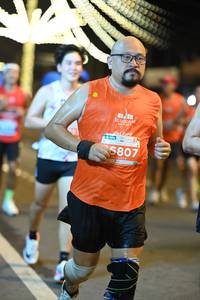 BIB: 807
                            <button type="button" onclick="openModal(15501310)" class="btn btn-primary btn-sm float-right btn-popup" data-toggle="modal" data-target=".modal-high-quality">
                        <i class="fas fa-shopping-cart"></i> Add to Cart
                    </button>
                                            <button type="button" onclick="isThisMe(15501310, true)" class="btn btn-success btn-sm float-right btn-popup btn-isme hidden" data-toggle="tooltip" data-placement="bottom" title="นี่คือรูปของคุณใช่ไหม คลิกที่นี่เพื่อเอาเข้าอัลบั้ม">
                        <i class="fas fa-plus"></i> Add to album
                    </button>
                    <button type="button" onclick="isThisMe(15501310, false)" class="btn btn-warning btn-sm float-right btn-popup btn-isnotme hidden">
                        <i class="fas fa-ban"></i> Remove from album
                    </button>
