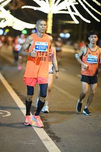 BIB: 42551, 46472
                            <button type="button" onclick="openModal(15535791)" class="btn btn-primary btn-sm float-right btn-popup" data-toggle="modal" data-target=".modal-high-quality">
                        <i class="fas fa-shopping-cart"></i> Add to Cart
                    </button>
                                            <button type="button" onclick="isThisMe(15535791, true)" class="btn btn-success btn-sm float-right btn-popup btn-isme hidden" data-toggle="tooltip" data-placement="bottom" title="นี่คือรูปของคุณใช่ไหม คลิกที่นี่เพื่อเอาเข้าอัลบั้ม">
                        <i class="fas fa-plus"></i> Add to album
                    </button>
                    <button type="button" onclick="isThisMe(15535791, false)" class="btn btn-warning btn-sm float-right btn-popup btn-isnotme hidden">
                        <i class="fas fa-ban"></i> Remove from album
                    </button>
