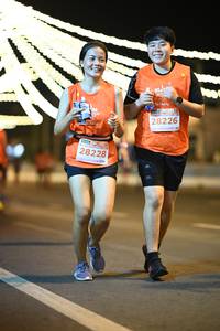 BIB: 28226, 28228
                            <button type="button" onclick="openModal(14164562)" class="btn btn-primary btn-sm float-right btn-popup" data-toggle="modal" data-target=".modal-high-quality">
                        <i class="fas fa-shopping-cart"></i> Add to Cart
                    </button>
                                            <button type="button" onclick="isThisMe(14164562, true)" class="btn btn-success btn-sm float-right btn-popup btn-isme hidden" data-toggle="tooltip" data-placement="bottom" title="นี่คือรูปของคุณใช่ไหม คลิกที่นี่เพื่อเอาเข้าอัลบั้ม">
                        <i class="fas fa-plus"></i> Add to album
                    </button>
                    <button type="button" onclick="isThisMe(14164562, false)" class="btn btn-warning btn-sm float-right btn-popup btn-isnotme hidden">
                        <i class="fas fa-ban"></i> Remove from album
                    </button>