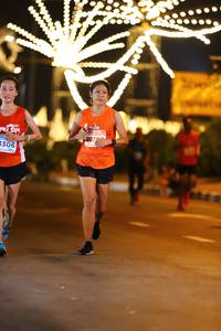 BIB: 3306
                            <button type="button" onclick="openModal(14106993)" class="btn btn-primary btn-sm float-right btn-popup" data-toggle="modal" data-target=".modal-high-quality">
                        <i class="fas fa-shopping-cart"></i> Add to Cart
                    </button>
                                            <button type="button" onclick="isThisMe(14106993, true)" class="btn btn-success btn-sm float-right btn-popup btn-isme hidden" data-toggle="tooltip" data-placement="bottom" title="นี่คือรูปของคุณใช่ไหม คลิกที่นี่เพื่อเอาเข้าอัลบั้ม">
                        <i class="fas fa-plus"></i> Add to album
                    </button>
                    <button type="button" onclick="isThisMe(14106993, false)" class="btn btn-warning btn-sm float-right btn-popup btn-isnotme hidden">
                        <i class="fas fa-ban"></i> Remove from album
                    </button>