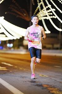 BIB: 20228
                            <button type="button" onclick="openModal(15138976)" class="btn btn-primary btn-sm float-right btn-popup" data-toggle="modal" data-target=".modal-high-quality">
                        <i class="fas fa-shopping-cart"></i> Add to Cart
                    </button>
                                            <button type="button" onclick="isThisMe(15138976, true)" class="btn btn-success btn-sm float-right btn-popup btn-isme hidden" data-toggle="tooltip" data-placement="bottom" title="นี่คือรูปของคุณใช่ไหม คลิกที่นี่เพื่อเอาเข้าอัลบั้ม">
                        <i class="fas fa-plus"></i> Add to album
                    </button>
                    <button type="button" onclick="isThisMe(15138976, false)" class="btn btn-warning btn-sm float-right btn-popup btn-isnotme hidden">
                        <i class="fas fa-ban"></i> Remove from album
                    </button>