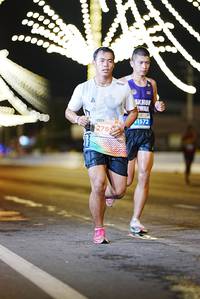 BIB: 1572, 278
                            <button type="button" onclick="openModal(15145974)" class="btn btn-primary btn-sm float-right btn-popup" data-toggle="modal" data-target=".modal-high-quality">
                        <i class="fas fa-shopping-cart"></i> Add to Cart
                    </button>
                                            <button type="button" onclick="isThisMe(15145974, true)" class="btn btn-success btn-sm float-right btn-popup btn-isme hidden" data-toggle="tooltip" data-placement="bottom" title="นี่คือรูปของคุณใช่ไหม คลิกที่นี่เพื่อเอาเข้าอัลบั้ม">
                        <i class="fas fa-plus"></i> Add to album
                    </button>
                    <button type="button" onclick="isThisMe(15145974, false)" class="btn btn-warning btn-sm float-right btn-popup btn-isnotme hidden">
                        <i class="fas fa-ban"></i> Remove from album
                    </button>