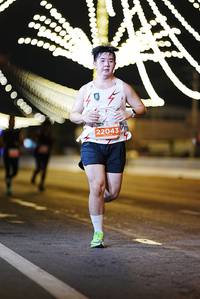 BIB: 22043
                            <button type="button" onclick="openModal(15193594)" class="btn btn-primary btn-sm float-right btn-popup" data-toggle="modal" data-target=".modal-high-quality">
                        <i class="fas fa-shopping-cart"></i> Add to Cart
                    </button>
                                            <button type="button" onclick="isThisMe(15193594, true)" class="btn btn-success btn-sm float-right btn-popup btn-isme hidden" data-toggle="tooltip" data-placement="bottom" title="นี่คือรูปของคุณใช่ไหม คลิกที่นี่เพื่อเอาเข้าอัลบั้ม">
                        <i class="fas fa-plus"></i> Add to album
                    </button>
                    <button type="button" onclick="isThisMe(15193594, false)" class="btn btn-warning btn-sm float-right btn-popup btn-isnotme hidden">
                        <i class="fas fa-ban"></i> Remove from album
                    </button>