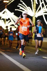 BIB: 099, 278
                            <button type="button" onclick="openModal(15217448)" class="btn btn-primary btn-sm float-right btn-popup" data-toggle="modal" data-target=".modal-high-quality">
                        <i class="fas fa-shopping-cart"></i> Add to Cart
                    </button>
                                            <button type="button" onclick="isThisMe(15217448, true)" class="btn btn-success btn-sm float-right btn-popup btn-isme hidden" data-toggle="tooltip" data-placement="bottom" title="นี่คือรูปของคุณใช่ไหม คลิกที่นี่เพื่อเอาเข้าอัลบั้ม">
                        <i class="fas fa-plus"></i> Add to album
                    </button>
                    <button type="button" onclick="isThisMe(15217448, false)" class="btn btn-warning btn-sm float-right btn-popup btn-isnotme hidden">
                        <i class="fas fa-ban"></i> Remove from album
                    </button>