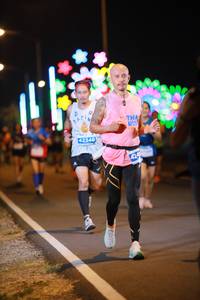 BIB: 4348, 424
                            <button type="button" onclick="openModal(14228673)" class="btn btn-primary btn-sm float-right btn-popup" data-toggle="modal" data-target=".modal-high-quality">
                        <i class="fas fa-shopping-cart"></i> Add to Cart
                    </button>
                                            <button type="button" onclick="isThisMe(14228673, true)" class="btn btn-success btn-sm float-right btn-popup btn-isme hidden" data-toggle="tooltip" data-placement="bottom" title="นี่คือรูปของคุณใช่ไหม คลิกที่นี่เพื่อเอาเข้าอัลบั้ม">
                        <i class="fas fa-plus"></i> Add to album
                    </button>
                    <button type="button" onclick="isThisMe(14228673, false)" class="btn btn-warning btn-sm float-right btn-popup btn-isnotme hidden">
                        <i class="fas fa-ban"></i> Remove from album
                    </button>