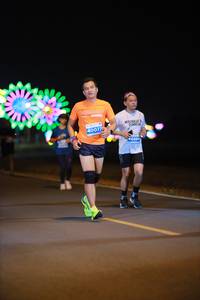 BIB: 40077, 46864
                            <button type="button" onclick="openModal(14236882)" class="btn btn-primary btn-sm float-right btn-popup" data-toggle="modal" data-target=".modal-high-quality">
                        <i class="fas fa-shopping-cart"></i> Add to Cart
                    </button>
                                            <button type="button" onclick="isThisMe(14236882, true)" class="btn btn-success btn-sm float-right btn-popup btn-isme hidden" data-toggle="tooltip" data-placement="bottom" title="นี่คือรูปของคุณใช่ไหม คลิกที่นี่เพื่อเอาเข้าอัลบั้ม">
                        <i class="fas fa-plus"></i> Add to album
                    </button>
                    <button type="button" onclick="isThisMe(14236882, false)" class="btn btn-warning btn-sm float-right btn-popup btn-isnotme hidden">
                        <i class="fas fa-ban"></i> Remove from album
                    </button>