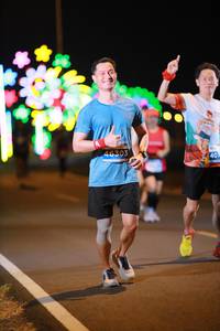 BIB: 46303, 407
                            <button type="button" onclick="openModal(14240477)" class="btn btn-primary btn-sm float-right btn-popup" data-toggle="modal" data-target=".modal-high-quality">
                        <i class="fas fa-shopping-cart"></i> Add to Cart
                    </button>
                                            <button type="button" onclick="isThisMe(14240477, true)" class="btn btn-success btn-sm float-right btn-popup btn-isme hidden" data-toggle="tooltip" data-placement="bottom" title="นี่คือรูปของคุณใช่ไหม คลิกที่นี่เพื่อเอาเข้าอัลบั้ม">
                        <i class="fas fa-plus"></i> Add to album
                    </button>
                    <button type="button" onclick="isThisMe(14240477, false)" class="btn btn-warning btn-sm float-right btn-popup btn-isnotme hidden">
                        <i class="fas fa-ban"></i> Remove from album
                    </button>