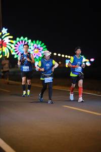 BIB: 40370, 090, 95092
                            <button type="button" onclick="openModal(14243568)" class="btn btn-primary btn-sm float-right btn-popup" data-toggle="modal" data-target=".modal-high-quality">
                        <i class="fas fa-shopping-cart"></i> Add to Cart
                    </button>
                                            <button type="button" onclick="isThisMe(14243568, true)" class="btn btn-success btn-sm float-right btn-popup btn-isme hidden" data-toggle="tooltip" data-placement="bottom" title="นี่คือรูปของคุณใช่ไหม คลิกที่นี่เพื่อเอาเข้าอัลบั้ม">
                        <i class="fas fa-plus"></i> Add to album
                    </button>
                    <button type="button" onclick="isThisMe(14243568, false)" class="btn btn-warning btn-sm float-right btn-popup btn-isnotme hidden">
                        <i class="fas fa-ban"></i> Remove from album
                    </button>