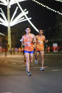 BIB: 238
                            <button type="button" onclick="openModal(14283544)" class="btn btn-primary btn-sm float-right btn-popup" data-toggle="modal" data-target=".modal-high-quality">
                        <i class="fas fa-shopping-cart"></i> Add to Cart
                    </button>
                                            <button type="button" onclick="isThisMe(14283544, true)" class="btn btn-success btn-sm float-right btn-popup btn-isme hidden" data-toggle="tooltip" data-placement="bottom" title="นี่คือรูปของคุณใช่ไหม คลิกที่นี่เพื่อเอาเข้าอัลบั้ม">
                        <i class="fas fa-plus"></i> Add to album
                    </button>
                    <button type="button" onclick="isThisMe(14283544, false)" class="btn btn-warning btn-sm float-right btn-popup btn-isnotme hidden">
                        <i class="fas fa-ban"></i> Remove from album
                    </button>