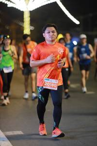BIB: 20180
                            <button type="button" onclick="openModal(14194271)" class="btn btn-primary btn-sm float-right btn-popup" data-toggle="modal" data-target=".modal-high-quality">
                        <i class="fas fa-shopping-cart"></i> Add to Cart
                    </button>
                                            <button type="button" onclick="isThisMe(14194271, true)" class="btn btn-success btn-sm float-right btn-popup btn-isme hidden" data-toggle="tooltip" data-placement="bottom" title="นี่คือรูปของคุณใช่ไหม คลิกที่นี่เพื่อเอาเข้าอัลบั้ม">
                        <i class="fas fa-plus"></i> Add to album
                    </button>
                    <button type="button" onclick="isThisMe(14194271, false)" class="btn btn-warning btn-sm float-right btn-popup btn-isnotme hidden">
                        <i class="fas fa-ban"></i> Remove from album
                    </button>