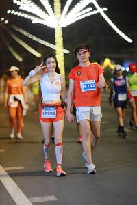 BIB: 46792, 47982
                            <button type="button" onclick="openModal(14183175)" class="btn btn-primary btn-sm float-right btn-popup" data-toggle="modal" data-target=".modal-high-quality">
                        <i class="fas fa-shopping-cart"></i> Add to Cart
                    </button>
                                            <button type="button" onclick="isThisMe(14183175, true)" class="btn btn-success btn-sm float-right btn-popup btn-isme hidden" data-toggle="tooltip" data-placement="bottom" title="นี่คือรูปของคุณใช่ไหม คลิกที่นี่เพื่อเอาเข้าอัลบั้ม">
                        <i class="fas fa-plus"></i> Add to album
                    </button>
                    <button type="button" onclick="isThisMe(14183175, false)" class="btn btn-warning btn-sm float-right btn-popup btn-isnotme hidden">
                        <i class="fas fa-ban"></i> Remove from album
                    </button>