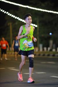 BIB: 4504
                            <button type="button" onclick="openModal(14093187)" class="btn btn-primary btn-sm float-right btn-popup" data-toggle="modal" data-target=".modal-high-quality">
                        <i class="fas fa-shopping-cart"></i> Add to Cart
                    </button>
                                            <button type="button" onclick="isThisMe(14093187, true)" class="btn btn-success btn-sm float-right btn-popup btn-isme hidden" data-toggle="tooltip" data-placement="bottom" title="นี่คือรูปของคุณใช่ไหม คลิกที่นี่เพื่อเอาเข้าอัลบั้ม">
                        <i class="fas fa-plus"></i> Add to album
                    </button>
                    <button type="button" onclick="isThisMe(14093187, false)" class="btn btn-warning btn-sm float-right btn-popup btn-isnotme hidden">
                        <i class="fas fa-ban"></i> Remove from album
                    </button>