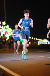 BIB: 45118
                            <button type="button" onclick="openModal(14021889)" class="btn btn-primary btn-sm float-right btn-popup" data-toggle="modal" data-target=".modal-high-quality">
                        <i class="fas fa-shopping-cart"></i> Add to Cart
                    </button>
                                            <button type="button" onclick="isThisMe(14021889, true)" class="btn btn-success btn-sm float-right btn-popup btn-isme hidden" data-toggle="tooltip" data-placement="bottom" title="นี่คือรูปของคุณใช่ไหม คลิกที่นี่เพื่อเอาเข้าอัลบั้ม">
                        <i class="fas fa-plus"></i> Add to album
                    </button>
                    <button type="button" onclick="isThisMe(14021889, false)" class="btn btn-warning btn-sm float-right btn-popup btn-isnotme hidden">
                        <i class="fas fa-ban"></i> Remove from album
                    </button>