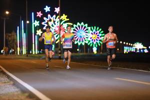 BIB: 41509
                            <button type="button" onclick="openModal(13945926)" class="btn btn-primary btn-sm float-right btn-popup" data-toggle="modal" data-target=".modal-high-quality">
                        <i class="fas fa-shopping-cart"></i> Add to Cart
                    </button>
                                            <button type="button" onclick="isThisMe(13945926, true)" class="btn btn-success btn-sm float-right btn-popup btn-isme hidden" data-toggle="tooltip" data-placement="bottom" title="นี่คือรูปของคุณใช่ไหม คลิกที่นี่เพื่อเอาเข้าอัลบั้ม">
                        <i class="fas fa-plus"></i> Add to album
                    </button>
                    <button type="button" onclick="isThisMe(13945926, false)" class="btn btn-warning btn-sm float-right btn-popup btn-isnotme hidden">
                        <i class="fas fa-ban"></i> Remove from album
                    </button>