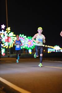 BIB: 40078
                            <button type="button" onclick="openModal(14013156)" class="btn btn-primary btn-sm float-right btn-popup" data-toggle="modal" data-target=".modal-high-quality">
                        <i class="fas fa-shopping-cart"></i> Add to Cart
                    </button>
                                            <button type="button" onclick="isThisMe(14013156, true)" class="btn btn-success btn-sm float-right btn-popup btn-isme hidden" data-toggle="tooltip" data-placement="bottom" title="นี่คือรูปของคุณใช่ไหม คลิกที่นี่เพื่อเอาเข้าอัลบั้ม">
                        <i class="fas fa-plus"></i> Add to album
                    </button>
                    <button type="button" onclick="isThisMe(14013156, false)" class="btn btn-warning btn-sm float-right btn-popup btn-isnotme hidden">
                        <i class="fas fa-ban"></i> Remove from album
                    </button>