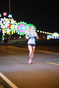 BIB: 050
                            <button type="button" onclick="openModal(14186997)" class="btn btn-primary btn-sm float-right btn-popup" data-toggle="modal" data-target=".modal-high-quality">
                        <i class="fas fa-shopping-cart"></i> Add to Cart
                    </button>
                                            <button type="button" onclick="isThisMe(14186997, true)" class="btn btn-success btn-sm float-right btn-popup btn-isme hidden" data-toggle="tooltip" data-placement="bottom" title="นี่คือรูปของคุณใช่ไหม คลิกที่นี่เพื่อเอาเข้าอัลบั้ม">
                        <i class="fas fa-plus"></i> Add to album
                    </button>
                    <button type="button" onclick="isThisMe(14186997, false)" class="btn btn-warning btn-sm float-right btn-popup btn-isnotme hidden">
                        <i class="fas fa-ban"></i> Remove from album
                    </button>