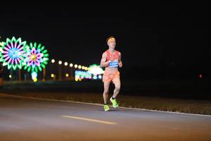 BIB: 40898
                            <button type="button" onclick="openModal(13932035)" class="btn btn-primary btn-sm float-right btn-popup" data-toggle="modal" data-target=".modal-high-quality">
                        <i class="fas fa-shopping-cart"></i> Add to Cart
                    </button>
                                            <button type="button" onclick="isThisMe(13932035, true)" class="btn btn-success btn-sm float-right btn-popup btn-isme hidden" data-toggle="tooltip" data-placement="bottom" title="นี่คือรูปของคุณใช่ไหม คลิกที่นี่เพื่อเอาเข้าอัลบั้ม">
                        <i class="fas fa-plus"></i> Add to album
                    </button>
                    <button type="button" onclick="isThisMe(13932035, false)" class="btn btn-warning btn-sm float-right btn-popup btn-isnotme hidden">
                        <i class="fas fa-ban"></i> Remove from album
                    </button>