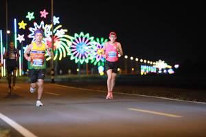 BIB: 40095
                            <button type="button" onclick="openModal(14203911)" class="btn btn-primary btn-sm float-right btn-popup" data-toggle="modal" data-target=".modal-high-quality">
                        <i class="fas fa-shopping-cart"></i> Add to Cart
                    </button>
                                            <button type="button" onclick="isThisMe(14203911, true)" class="btn btn-success btn-sm float-right btn-popup btn-isme hidden" data-toggle="tooltip" data-placement="bottom" title="นี่คือรูปของคุณใช่ไหม คลิกที่นี่เพื่อเอาเข้าอัลบั้ม">
                        <i class="fas fa-plus"></i> Add to album
                    </button>
                    <button type="button" onclick="isThisMe(14203911, false)" class="btn btn-warning btn-sm float-right btn-popup btn-isnotme hidden">
                        <i class="fas fa-ban"></i> Remove from album
                    </button>