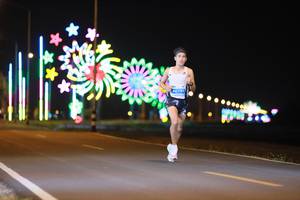 BIB: 40751
                            <button type="button" onclick="openModal(13866759)" class="btn btn-primary btn-sm float-right btn-popup" data-toggle="modal" data-target=".modal-high-quality">
                        <i class="fas fa-shopping-cart"></i> Add to Cart
                    </button>
                                            <button type="button" onclick="isThisMe(13866759, true)" class="btn btn-success btn-sm float-right btn-popup btn-isme hidden" data-toggle="tooltip" data-placement="bottom" title="นี่คือรูปของคุณใช่ไหม คลิกที่นี่เพื่อเอาเข้าอัลบั้ม">
                        <i class="fas fa-plus"></i> Add to album
                    </button>
                    <button type="button" onclick="isThisMe(13866759, false)" class="btn btn-warning btn-sm float-right btn-popup btn-isnotme hidden">
                        <i class="fas fa-ban"></i> Remove from album
                    </button>