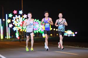 BIB: 41709, 72408
                            <button type="button" onclick="openModal(13880891)" class="btn btn-primary btn-sm float-right btn-popup" data-toggle="modal" data-target=".modal-high-quality">
                        <i class="fas fa-shopping-cart"></i> Add to Cart
                    </button>
                                            <button type="button" onclick="isThisMe(13880891, true)" class="btn btn-success btn-sm float-right btn-popup btn-isme hidden" data-toggle="tooltip" data-placement="bottom" title="นี่คือรูปของคุณใช่ไหม คลิกที่นี่เพื่อเอาเข้าอัลบั้ม">
                        <i class="fas fa-plus"></i> Add to album
                    </button>
                    <button type="button" onclick="isThisMe(13880891, false)" class="btn btn-warning btn-sm float-right btn-popup btn-isnotme hidden">
                        <i class="fas fa-ban"></i> Remove from album
                    </button>