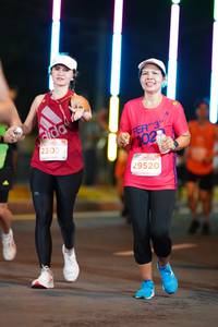 BIB: 2303, 202, 29520
                            <button type="button" onclick="openModal(14724129)" class="btn btn-primary btn-sm float-right btn-popup" data-toggle="modal" data-target=".modal-high-quality">
                        <i class="fas fa-shopping-cart"></i> Add to Cart
                    </button>
                                            <button type="button" onclick="isThisMe(14724129, true)" class="btn btn-success btn-sm float-right btn-popup btn-isme hidden" data-toggle="tooltip" data-placement="bottom" title="นี่คือรูปของคุณใช่ไหม คลิกที่นี่เพื่อเอาเข้าอัลบั้ม">
                        <i class="fas fa-plus"></i> Add to album
                    </button>
                    <button type="button" onclick="isThisMe(14724129, false)" class="btn btn-warning btn-sm float-right btn-popup btn-isnotme hidden">
                        <i class="fas fa-ban"></i> Remove from album
                    </button>