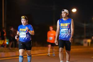 BIB: 0085, 42749
                            <button type="button" onclick="openModal(14703692)" class="btn btn-primary btn-sm float-right btn-popup" data-toggle="modal" data-target=".modal-high-quality">
                        <i class="fas fa-shopping-cart"></i> Add to Cart
                    </button>
                                            <button type="button" onclick="isThisMe(14703692, true)" class="btn btn-success btn-sm float-right btn-popup btn-isme hidden" data-toggle="tooltip" data-placement="bottom" title="นี่คือรูปของคุณใช่ไหม คลิกที่นี่เพื่อเอาเข้าอัลบั้ม">
                        <i class="fas fa-plus"></i> Add to album
                    </button>
                    <button type="button" onclick="isThisMe(14703692, false)" class="btn btn-warning btn-sm float-right btn-popup btn-isnotme hidden">
                        <i class="fas fa-ban"></i> Remove from album
                    </button>