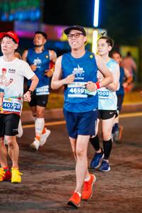 BIB: 4103, 4659, 40728
                            <button type="button" onclick="openModal(15713334)" class="btn btn-primary btn-sm float-right btn-popup" data-toggle="modal" data-target=".modal-high-quality">
                        <i class="fas fa-shopping-cart"></i> Add to Cart
                    </button>
                                            <button type="button" onclick="isThisMe(15713334, true)" class="btn btn-success btn-sm float-right btn-popup btn-isme hidden" data-toggle="tooltip" data-placement="bottom" title="นี่คือรูปของคุณใช่ไหม คลิกที่นี่เพื่อเอาเข้าอัลบั้ม">
                        <i class="fas fa-plus"></i> Add to album
                    </button>
                    <button type="button" onclick="isThisMe(15713334, false)" class="btn btn-warning btn-sm float-right btn-popup btn-isnotme hidden">
                        <i class="fas fa-ban"></i> Remove from album
                    </button>