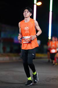 BIB: 202, 22124
                            <button type="button" onclick="openModal(14659325)" class="btn btn-primary btn-sm float-right btn-popup" data-toggle="modal" data-target=".modal-high-quality">
                        <i class="fas fa-shopping-cart"></i> Add to Cart
                    </button>
                                            <button type="button" onclick="isThisMe(14659325, true)" class="btn btn-success btn-sm float-right btn-popup btn-isme hidden" data-toggle="tooltip" data-placement="bottom" title="นี่คือรูปของคุณใช่ไหม คลิกที่นี่เพื่อเอาเข้าอัลบั้ม">
                        <i class="fas fa-plus"></i> Add to album
                    </button>
                    <button type="button" onclick="isThisMe(14659325, false)" class="btn btn-warning btn-sm float-right btn-popup btn-isnotme hidden">
                        <i class="fas fa-ban"></i> Remove from album
                    </button>