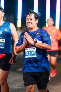 BIB: 42309
                            <button type="button" onclick="openModal(15710336)" class="btn btn-primary btn-sm float-right btn-popup" data-toggle="modal" data-target=".modal-high-quality">
                        <i class="fas fa-shopping-cart"></i> Add to Cart
                    </button>
                                            <button type="button" onclick="isThisMe(15710336, true)" class="btn btn-success btn-sm float-right btn-popup btn-isme hidden" data-toggle="tooltip" data-placement="bottom" title="นี่คือรูปของคุณใช่ไหม คลิกที่นี่เพื่อเอาเข้าอัลบั้ม">
                        <i class="fas fa-plus"></i> Add to album
                    </button>
                    <button type="button" onclick="isThisMe(15710336, false)" class="btn btn-warning btn-sm float-right btn-popup btn-isnotme hidden">
                        <i class="fas fa-ban"></i> Remove from album
                    </button>