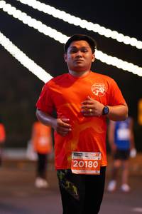 BIB: 20180
                            <button type="button" onclick="openModal(14958204)" class="btn btn-primary btn-sm float-right btn-popup" data-toggle="modal" data-target=".modal-high-quality">
                        <i class="fas fa-shopping-cart"></i> Add to Cart
                    </button>
                                            <button type="button" onclick="isThisMe(14958204, true)" class="btn btn-success btn-sm float-right btn-popup btn-isme hidden" data-toggle="tooltip" data-placement="bottom" title="นี่คือรูปของคุณใช่ไหม คลิกที่นี่เพื่อเอาเข้าอัลบั้ม">
                        <i class="fas fa-plus"></i> Add to album
                    </button>
                    <button type="button" onclick="isThisMe(14958204, false)" class="btn btn-warning btn-sm float-right btn-popup btn-isnotme hidden">
                        <i class="fas fa-ban"></i> Remove from album
                    </button>