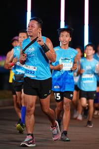 BIB: 4146, 01213292
                            <button type="button" onclick="openModal(14777915)" class="btn btn-primary btn-sm float-right btn-popup" data-toggle="modal" data-target=".modal-high-quality">
                        <i class="fas fa-shopping-cart"></i> Add to Cart
                    </button>
                                            <button type="button" onclick="isThisMe(14777915, true)" class="btn btn-success btn-sm float-right btn-popup btn-isme hidden" data-toggle="tooltip" data-placement="bottom" title="นี่คือรูปของคุณใช่ไหม คลิกที่นี่เพื่อเอาเข้าอัลบั้ม">
                        <i class="fas fa-plus"></i> Add to album
                    </button>
                    <button type="button" onclick="isThisMe(14777915, false)" class="btn btn-warning btn-sm float-right btn-popup btn-isnotme hidden">
                        <i class="fas fa-ban"></i> Remove from album
                    </button>