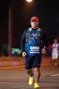 BIB: 202, 46250
                            <button type="button" onclick="openModal(14683272)" class="btn btn-primary btn-sm float-right btn-popup" data-toggle="modal" data-target=".modal-high-quality">
                        <i class="fas fa-shopping-cart"></i> Add to Cart
                    </button>
                                            <button type="button" onclick="isThisMe(14683272, true)" class="btn btn-success btn-sm float-right btn-popup btn-isme hidden" data-toggle="tooltip" data-placement="bottom" title="นี่คือรูปของคุณใช่ไหม คลิกที่นี่เพื่อเอาเข้าอัลบั้ม">
                        <i class="fas fa-plus"></i> Add to album
                    </button>
                    <button type="button" onclick="isThisMe(14683272, false)" class="btn btn-warning btn-sm float-right btn-popup btn-isnotme hidden">
                        <i class="fas fa-ban"></i> Remove from album
                    </button>