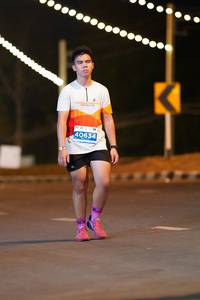 BIB: 40634
                            <button type="button" onclick="openModal(14976612)" class="btn btn-primary btn-sm float-right btn-popup" data-toggle="modal" data-target=".modal-high-quality">
                        <i class="fas fa-shopping-cart"></i> Add to Cart
                    </button>
                                            <button type="button" onclick="isThisMe(14976612, true)" class="btn btn-success btn-sm float-right btn-popup btn-isme hidden" data-toggle="tooltip" data-placement="bottom" title="นี่คือรูปของคุณใช่ไหม คลิกที่นี่เพื่อเอาเข้าอัลบั้ม">
                        <i class="fas fa-plus"></i> Add to album
                    </button>
                    <button type="button" onclick="isThisMe(14976612, false)" class="btn btn-warning btn-sm float-right btn-popup btn-isnotme hidden">
                        <i class="fas fa-ban"></i> Remove from album
                    </button>