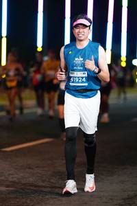 BIB: 205, 41924
                            <button type="button" onclick="openModal(14631997)" class="btn btn-primary btn-sm float-right btn-popup" data-toggle="modal" data-target=".modal-high-quality">
                        <i class="fas fa-shopping-cart"></i> Add to Cart
                    </button>
                                            <button type="button" onclick="isThisMe(14631997, true)" class="btn btn-success btn-sm float-right btn-popup btn-isme hidden" data-toggle="tooltip" data-placement="bottom" title="นี่คือรูปของคุณใช่ไหม คลิกที่นี่เพื่อเอาเข้าอัลบั้ม">
                        <i class="fas fa-plus"></i> Add to album
                    </button>
                    <button type="button" onclick="isThisMe(14631997, false)" class="btn btn-warning btn-sm float-right btn-popup btn-isnotme hidden">
                        <i class="fas fa-ban"></i> Remove from album
                    </button>