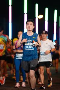 BIB: 95109, 405, 40237
                            <button type="button" onclick="openModal(14603719)" class="btn btn-primary btn-sm float-right btn-popup" data-toggle="modal" data-target=".modal-high-quality">
                        <i class="fas fa-shopping-cart"></i> Add to Cart
                    </button>
                                            <button type="button" onclick="isThisMe(14603719, true)" class="btn btn-success btn-sm float-right btn-popup btn-isme hidden" data-toggle="tooltip" data-placement="bottom" title="นี่คือรูปของคุณใช่ไหม คลิกที่นี่เพื่อเอาเข้าอัลบั้ม">
                        <i class="fas fa-plus"></i> Add to album
                    </button>
                    <button type="button" onclick="isThisMe(14603719, false)" class="btn btn-warning btn-sm float-right btn-popup btn-isnotme hidden">
                        <i class="fas fa-ban"></i> Remove from album
                    </button>