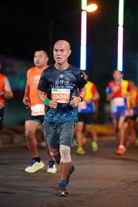 BIB: 25091
                            <button type="button" onclick="openModal(14717777)" class="btn btn-primary btn-sm float-right btn-popup" data-toggle="modal" data-target=".modal-high-quality">
                        <i class="fas fa-shopping-cart"></i> Add to Cart
                    </button>
                                            <button type="button" onclick="isThisMe(14717777, true)" class="btn btn-success btn-sm float-right btn-popup btn-isme hidden" data-toggle="tooltip" data-placement="bottom" title="นี่คือรูปของคุณใช่ไหม คลิกที่นี่เพื่อเอาเข้าอัลบั้ม">
                        <i class="fas fa-plus"></i> Add to album
                    </button>
                    <button type="button" onclick="isThisMe(14717777, false)" class="btn btn-warning btn-sm float-right btn-popup btn-isnotme hidden">
                        <i class="fas fa-ban"></i> Remove from album
                    </button>