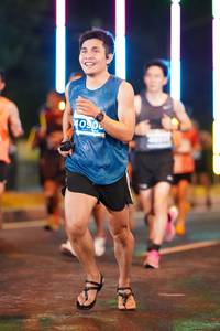 BIB: 0908
                            <button type="button" onclick="openModal(14538653)" class="btn btn-primary btn-sm float-right btn-popup" data-toggle="modal" data-target=".modal-high-quality">
                        <i class="fas fa-shopping-cart"></i> Add to Cart
                    </button>
                                            <button type="button" onclick="isThisMe(14538653, true)" class="btn btn-success btn-sm float-right btn-popup btn-isme hidden" data-toggle="tooltip" data-placement="bottom" title="นี่คือรูปของคุณใช่ไหม คลิกที่นี่เพื่อเอาเข้าอัลบั้ม">
                        <i class="fas fa-plus"></i> Add to album
                    </button>
                    <button type="button" onclick="isThisMe(14538653, false)" class="btn btn-warning btn-sm float-right btn-popup btn-isnotme hidden">
                        <i class="fas fa-ban"></i> Remove from album
                    </button>