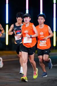 BIB: 092, 25801
                            <button type="button" onclick="openModal(15736809)" class="btn btn-primary btn-sm float-right btn-popup" data-toggle="modal" data-target=".modal-high-quality">
                        <i class="fas fa-shopping-cart"></i> Add to Cart
                    </button>
                                            <button type="button" onclick="isThisMe(15736809, true)" class="btn btn-success btn-sm float-right btn-popup btn-isme hidden" data-toggle="tooltip" data-placement="bottom" title="นี่คือรูปของคุณใช่ไหม คลิกที่นี่เพื่อเอาเข้าอัลบั้ม">
                        <i class="fas fa-plus"></i> Add to album
                    </button>
                    <button type="button" onclick="isThisMe(15736809, false)" class="btn btn-warning btn-sm float-right btn-popup btn-isnotme hidden">
                        <i class="fas fa-ban"></i> Remove from album
                    </button>