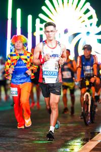 BIB: 40771, 261
                            <button type="button" onclick="openModal(15701306)" class="btn btn-primary btn-sm float-right btn-popup" data-toggle="modal" data-target=".modal-high-quality">
                        <i class="fas fa-shopping-cart"></i> Add to Cart
                    </button>
                                            <button type="button" onclick="isThisMe(15701306, true)" class="btn btn-success btn-sm float-right btn-popup btn-isme hidden" data-toggle="tooltip" data-placement="bottom" title="นี่คือรูปของคุณใช่ไหม คลิกที่นี่เพื่อเอาเข้าอัลบั้ม">
                        <i class="fas fa-plus"></i> Add to album
                    </button>
                    <button type="button" onclick="isThisMe(15701306, false)" class="btn btn-warning btn-sm float-right btn-popup btn-isnotme hidden">
                        <i class="fas fa-ban"></i> Remove from album
                    </button>