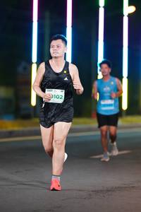 BIB: 102
                            <button type="button" onclick="openModal(14755203)" class="btn btn-primary btn-sm float-right btn-popup" data-toggle="modal" data-target=".modal-high-quality">
                        <i class="fas fa-shopping-cart"></i> Add to Cart
                    </button>
                                            <button type="button" onclick="isThisMe(14755203, true)" class="btn btn-success btn-sm float-right btn-popup btn-isme hidden" data-toggle="tooltip" data-placement="bottom" title="นี่คือรูปของคุณใช่ไหม คลิกที่นี่เพื่อเอาเข้าอัลบั้ม">
                        <i class="fas fa-plus"></i> Add to album
                    </button>
                    <button type="button" onclick="isThisMe(14755203, false)" class="btn btn-warning btn-sm float-right btn-popup btn-isnotme hidden">
                        <i class="fas fa-ban"></i> Remove from album
                    </button>