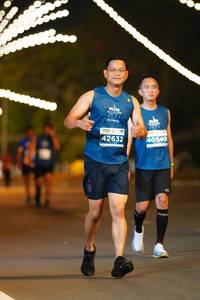 BIB: 42632, 40540
                            <button type="button" onclick="openModal(14971697)" class="btn btn-primary btn-sm float-right btn-popup" data-toggle="modal" data-target=".modal-high-quality">
                        <i class="fas fa-shopping-cart"></i> Add to Cart
                    </button>
                                            <button type="button" onclick="isThisMe(14971697, true)" class="btn btn-success btn-sm float-right btn-popup btn-isme hidden" data-toggle="tooltip" data-placement="bottom" title="นี่คือรูปของคุณใช่ไหม คลิกที่นี่เพื่อเอาเข้าอัลบั้ม">
                        <i class="fas fa-plus"></i> Add to album
                    </button>
                    <button type="button" onclick="isThisMe(14971697, false)" class="btn btn-warning btn-sm float-right btn-popup btn-isnotme hidden">
                        <i class="fas fa-ban"></i> Remove from album
                    </button>