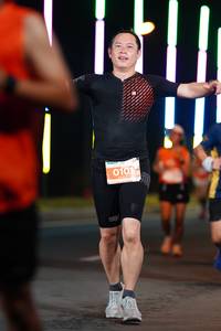 BIB: 010
                            <button type="button" onclick="openModal(14844975)" class="btn btn-primary btn-sm float-right btn-popup" data-toggle="modal" data-target=".modal-high-quality">
                        <i class="fas fa-shopping-cart"></i> Add to Cart
                    </button>
                                            <button type="button" onclick="isThisMe(14844975, true)" class="btn btn-success btn-sm float-right btn-popup btn-isme hidden" data-toggle="tooltip" data-placement="bottom" title="นี่คือรูปของคุณใช่ไหม คลิกที่นี่เพื่อเอาเข้าอัลบั้ม">
                        <i class="fas fa-plus"></i> Add to album
                    </button>
                    <button type="button" onclick="isThisMe(14844975, false)" class="btn btn-warning btn-sm float-right btn-popup btn-isnotme hidden">
                        <i class="fas fa-ban"></i> Remove from album
                    </button>