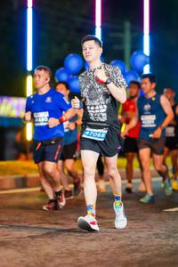 BIB: 400, 47068
                            <button type="button" onclick="openModal(15708275)" class="btn btn-primary btn-sm float-right btn-popup" data-toggle="modal" data-target=".modal-high-quality">
                        <i class="fas fa-shopping-cart"></i> Add to Cart
                    </button>
                                            <button type="button" onclick="isThisMe(15708275, true)" class="btn btn-success btn-sm float-right btn-popup btn-isme hidden" data-toggle="tooltip" data-placement="bottom" title="นี่คือรูปของคุณใช่ไหม คลิกที่นี่เพื่อเอาเข้าอัลบั้ม">
                        <i class="fas fa-plus"></i> Add to album
                    </button>
                    <button type="button" onclick="isThisMe(15708275, false)" class="btn btn-warning btn-sm float-right btn-popup btn-isnotme hidden">
                        <i class="fas fa-ban"></i> Remove from album
                    </button>