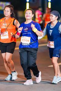 BIB: 23240, 23106, 066
                            <button type="button" onclick="openModal(15766898)" class="btn btn-primary btn-sm float-right btn-popup" data-toggle="modal" data-target=".modal-high-quality">
                        <i class="fas fa-shopping-cart"></i> Add to Cart
                    </button>
                                            <button type="button" onclick="isThisMe(15766898, true)" class="btn btn-success btn-sm float-right btn-popup btn-isme hidden" data-toggle="tooltip" data-placement="bottom" title="นี่คือรูปของคุณใช่ไหม คลิกที่นี่เพื่อเอาเข้าอัลบั้ม">
                        <i class="fas fa-plus"></i> Add to album
                    </button>
                    <button type="button" onclick="isThisMe(15766898, false)" class="btn btn-warning btn-sm float-right btn-popup btn-isnotme hidden">
                        <i class="fas fa-ban"></i> Remove from album
                    </button>