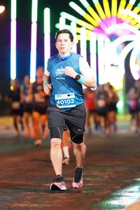 BIB: 40102
                            <button type="button" onclick="openModal(14544225)" class="btn btn-primary btn-sm float-right btn-popup" data-toggle="modal" data-target=".modal-high-quality">
                        <i class="fas fa-shopping-cart"></i> Add to Cart
                    </button>
                                            <button type="button" onclick="isThisMe(14544225, true)" class="btn btn-success btn-sm float-right btn-popup btn-isme hidden" data-toggle="tooltip" data-placement="bottom" title="นี่คือรูปของคุณใช่ไหม คลิกที่นี่เพื่อเอาเข้าอัลบั้ม">
                        <i class="fas fa-plus"></i> Add to album
                    </button>
                    <button type="button" onclick="isThisMe(14544225, false)" class="btn btn-warning btn-sm float-right btn-popup btn-isnotme hidden">
                        <i class="fas fa-ban"></i> Remove from album
                    </button>